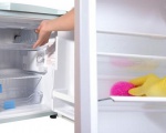 Hướng dẫn cách làm vệ sinh cho tủ lạnh mini